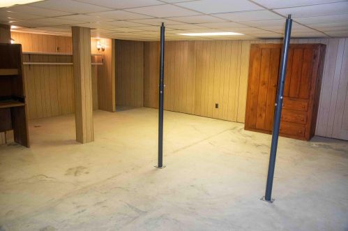 10300 18 Mile Rd, Cedar Springs MI 49319-9746 exterior