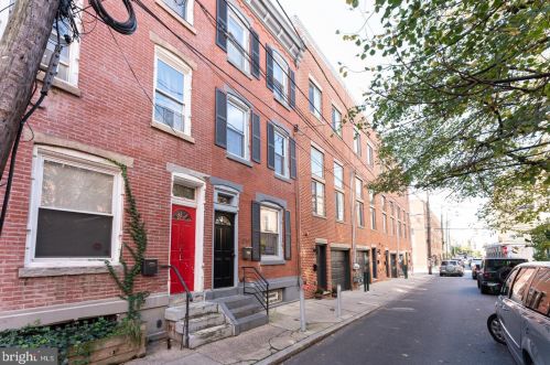 210 George St, Philadelphia PA  19123-1540 exterior