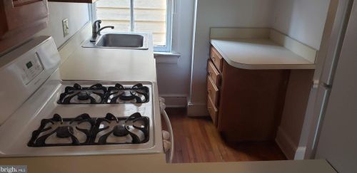 216 Duke St, Alexandria VA  22314-3805 exterior