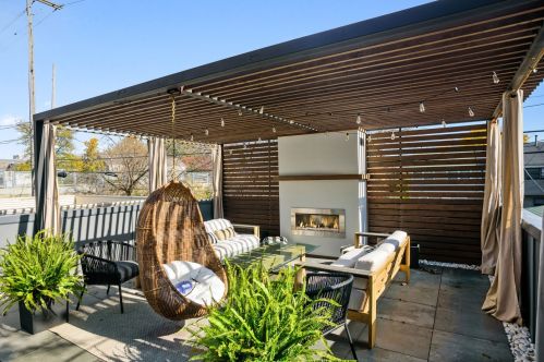 1751 Fairfield Ave, Chicago IL 60632-2211 exterior