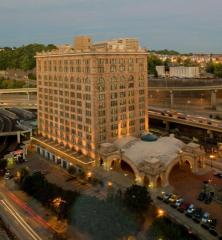 1100 Liberty Ave, Pittsburgh PA  15222-4240 exterior