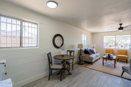 9235 4 Ave, Phoenix AZ 85041-5746 exterior