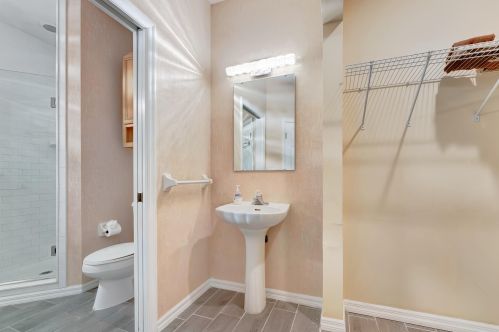 9866 Perfect Dr, Fort Pierce FL 34986-3031 exterior