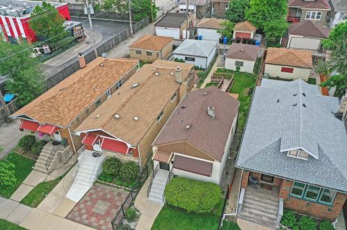 2337 Keating Ave, Chicago IL 60629-5513 exterior