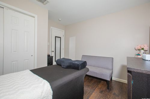 138 Frederick Ave, Babylon NY exterior