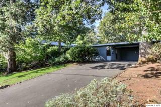 3275 Holiday Dr, Salem OR  97302-5846 exterior