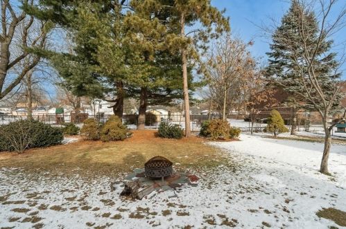 38 Ramah St, Springfield MA 01104-2741 exterior