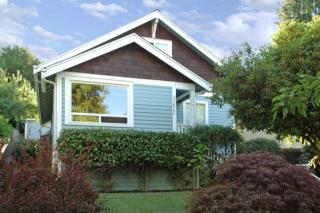 3625 35 Ave, Seattle WA  98126-3405 exterior