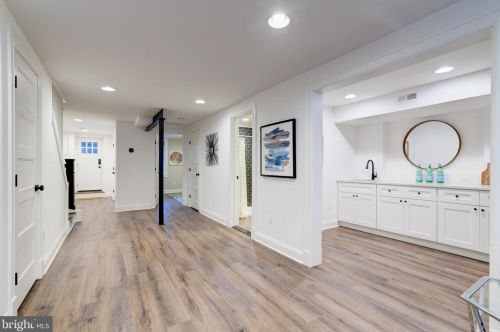 1012 8 St, Washington DC 20002-3621 exterior