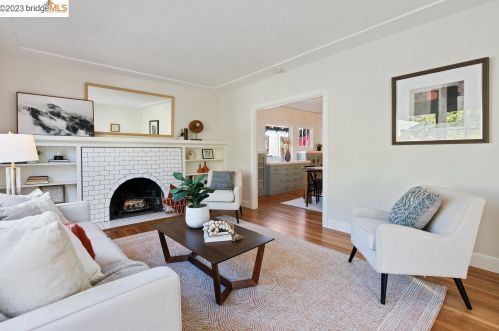 1514 Blake St, Berkeley CA 94703-1805 exterior