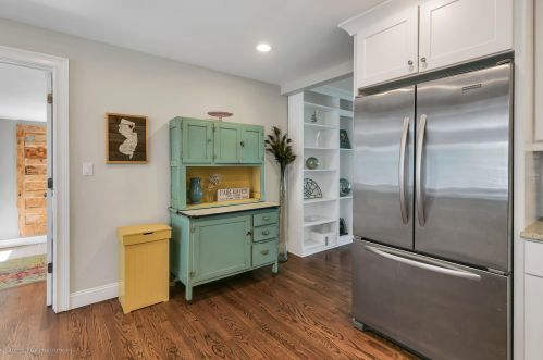 218 Oxford Ave, Red Bank NJ 07704 exterior