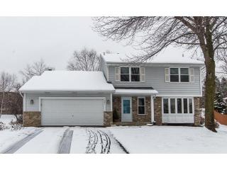 1951 Lochaven Pl, Saint Paul, MN 55125-9017