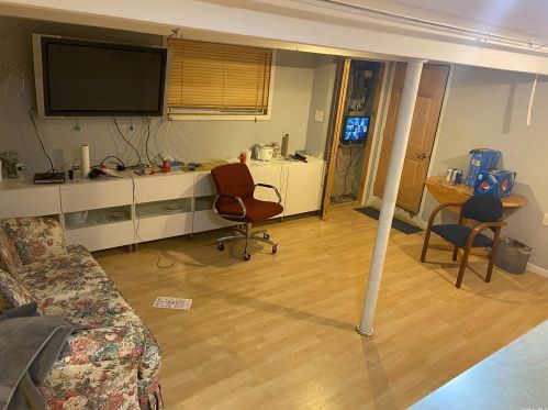 299 Corona Ave, Valley Stream NY 11580-4348 exterior