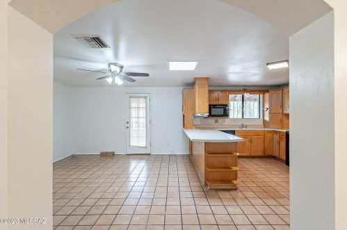 817 District St, Tucson AZ 85714-1105 exterior