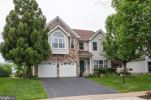 18 Queen Ln, Limerick, PA 19468-1338