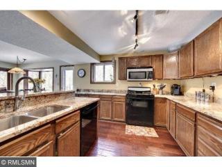 12535 Arcola Trl, Stillwater, MN 55082-8574