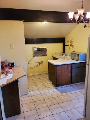 617 Ash St, Waukegan IL 60087-5037 exterior