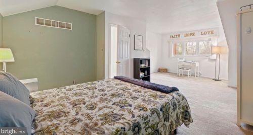 216 Northbrook Dr, Media PA 19063-5124 exterior