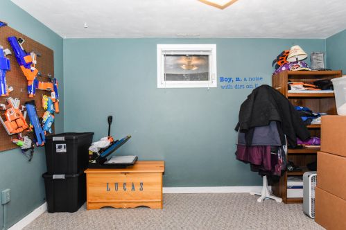 87 Baseline Rd, Plainwell MI 49080-9549 exterior