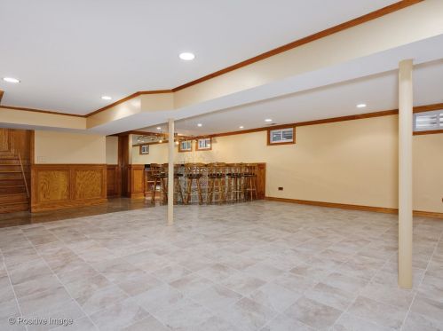 837 Linden Ave, Elmhurst IL 60126-4538 exterior