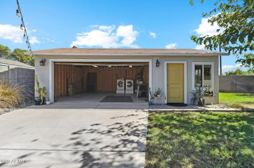 3013 21 Pl, Phoenix AZ 85016-7305 exterior