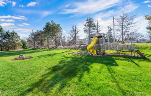 4408 Church Hl Ln, Bull Valley IL 60014-6582 exterior