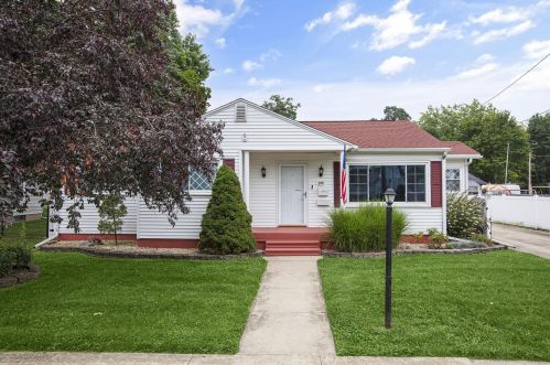 205 Grant Ave, Three Rivers MI 49093-2258 exterior