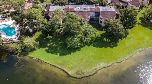 1102 Lake Willisara Cir, Orlando FL  32806-5581 exterior