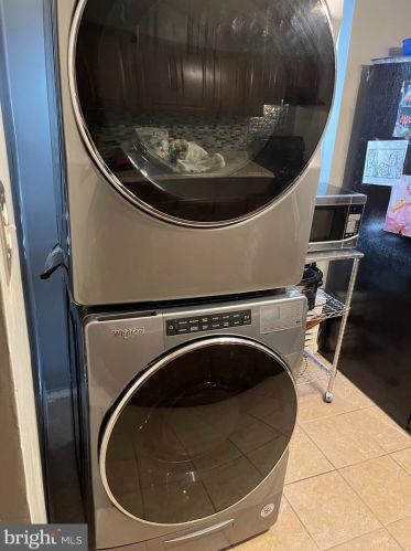 5820 Carpenter St, Philadelphia PA 19143-3010 exterior