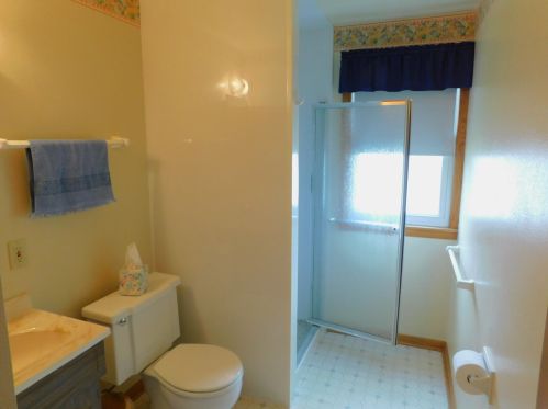 2760 112, Milwaukee WI 53227-3023 exterior