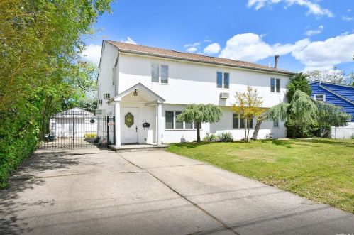 1272 Dutch Broadway, Valley Stream, NY 11580-1532