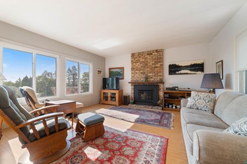 420 Leicester Ave, Duluth MN 55803-2115 exterior