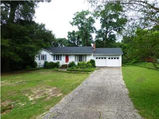 8 Dogwood Cir, Mobile, AL 36608-2308