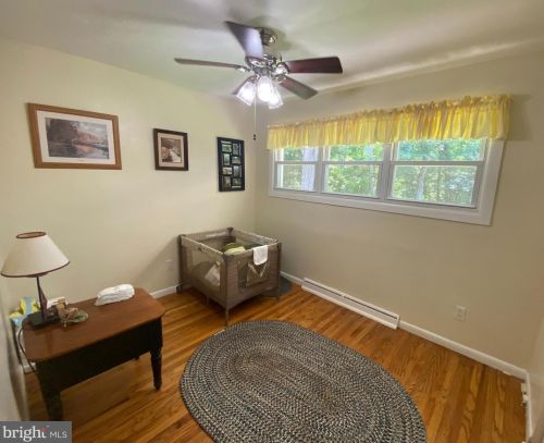 48 War Admiral Ln, Media PA 19063-5224 exterior