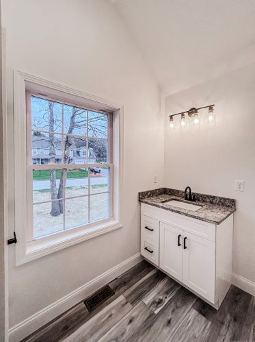 116 Laurel Dr, Killingly CT 06241-2218 exterior