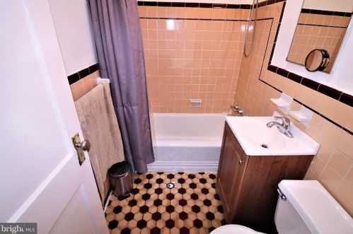 1426 Magee, Philadelphia PA 19111-4918 exterior