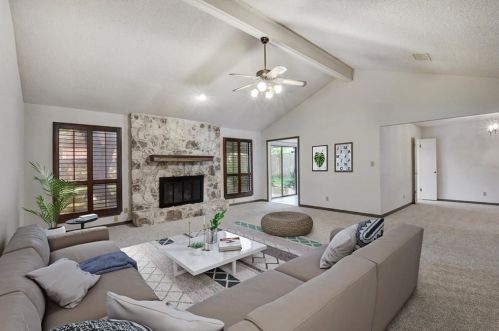 1508 Barn Swallow Dr, Austin TX  78746-7429 exterior