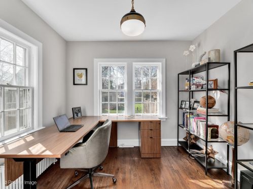 256 Frst Ave, Elmhurst IL 60126-3547 exterior