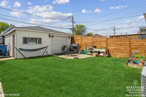 2306 Keystone Ave, Chicago, IL 60639-3710