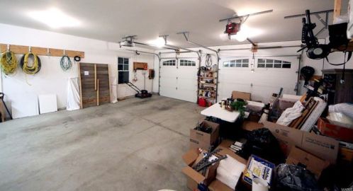 1051 Barberry Ln, Saint Louis MO 63122-5113 exterior