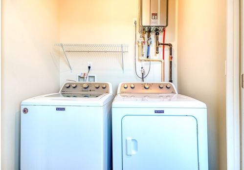 3206 Mary St, Pittsburgh PA  15203-2557 exterior