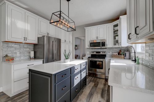 1104 Autumn Dr, Saint Paul MN 55125-8616 exterior