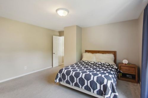 41 Forrest Pl, Atlanta GA 30328-4871 exterior