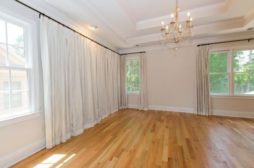 1860 Canmont Dr, Atlanta GA 30319-3618 exterior