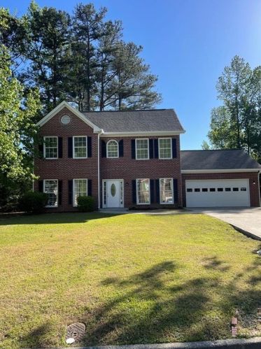 2070 Enon Mill Dr, Atlanta, GA 30331-8701