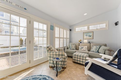 841 Main Ave, Point Pleasant Beach NJ  08742-5355 exterior