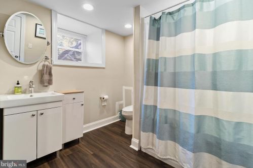 8135 Ardleigh St, Philadelphia PA  19118-3411 exterior