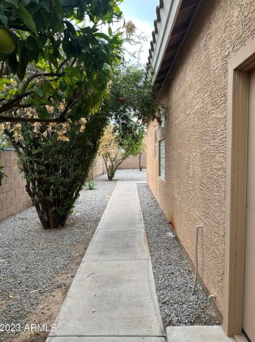 6813 Linda Ln, Chandler AZ 85226-1841 exterior