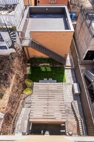 1131 Lill Ave, Chicago IL 60614-2296 exterior