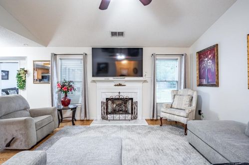 2862 Oakwilde Ct, Lithonia GA 30039-4914 exterior